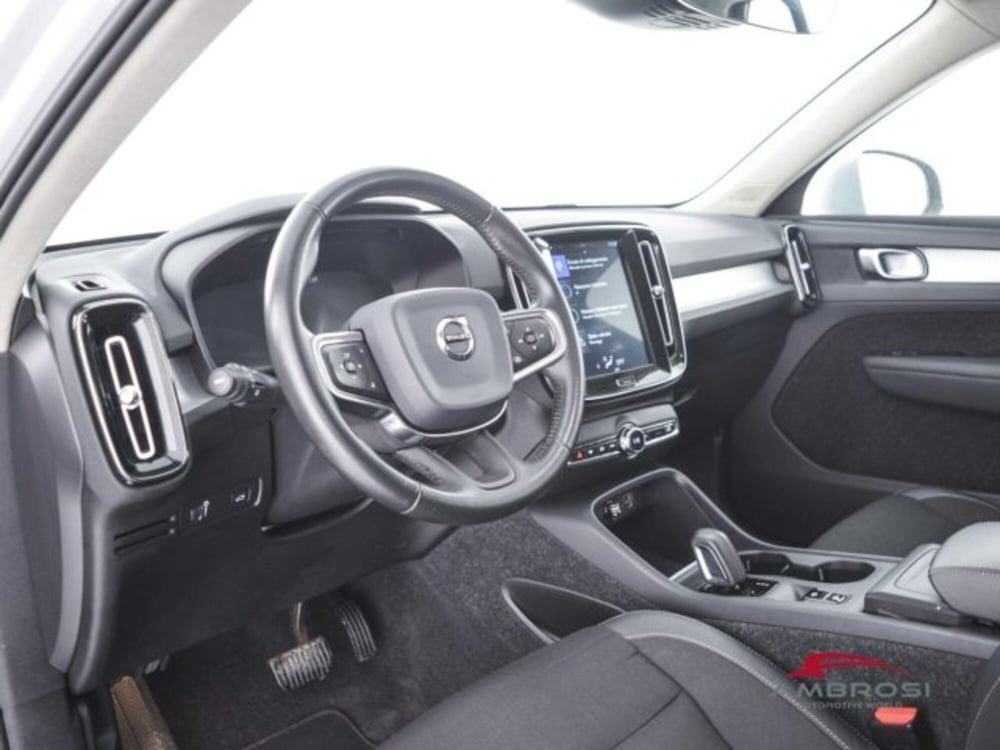 Volvo XC40 usata a Perugia (8)