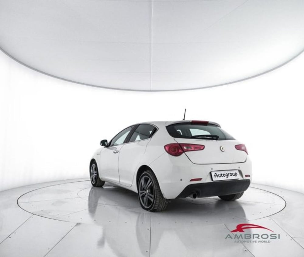 Alfa Romeo Giulietta usata a Perugia (4)