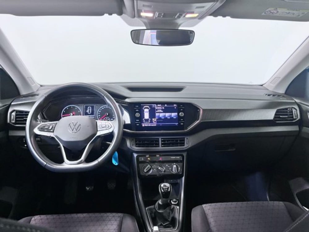 Volkswagen T-Cross usata a Oristano (11)