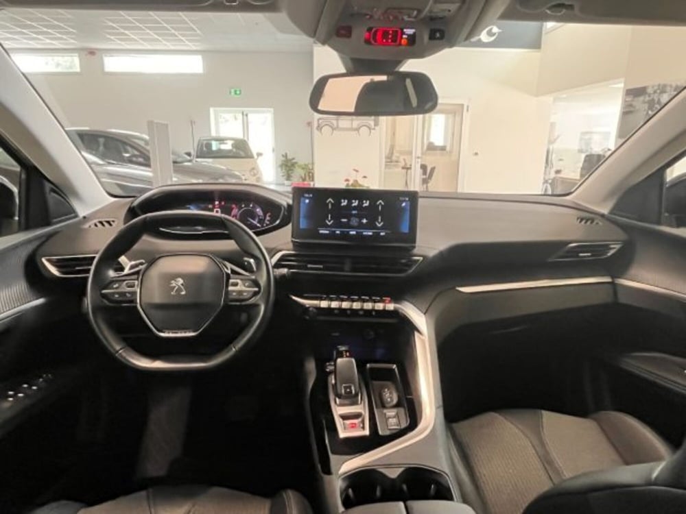 Peugeot 3008 usata a Oristano (12)