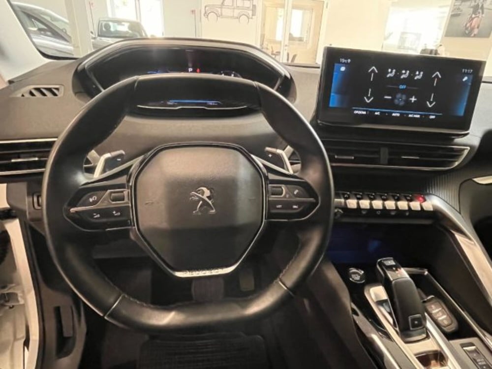 Peugeot 3008 usata a Oristano (13)