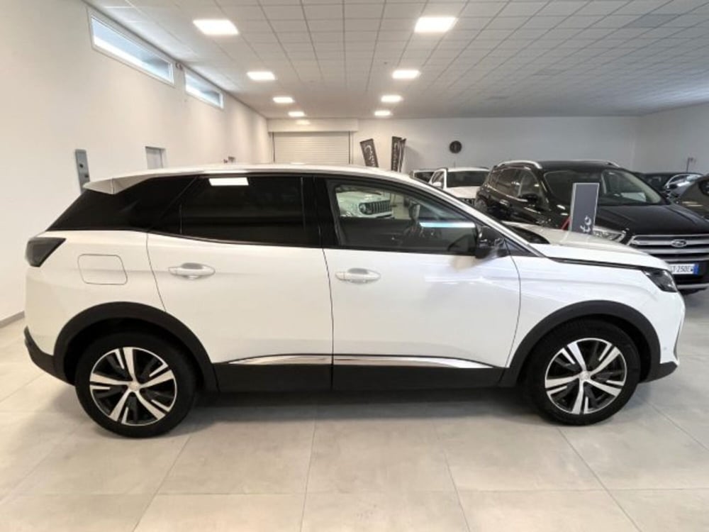 Peugeot 3008 usata a Oristano (8)