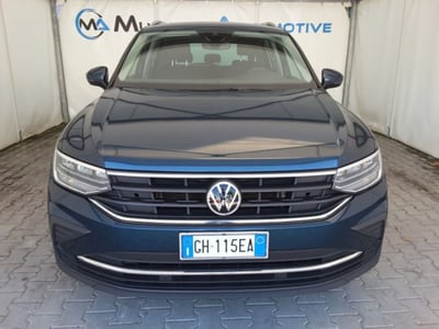 Volkswagen Tiguan 2.0 TDI SCR Life nuova a Firenze