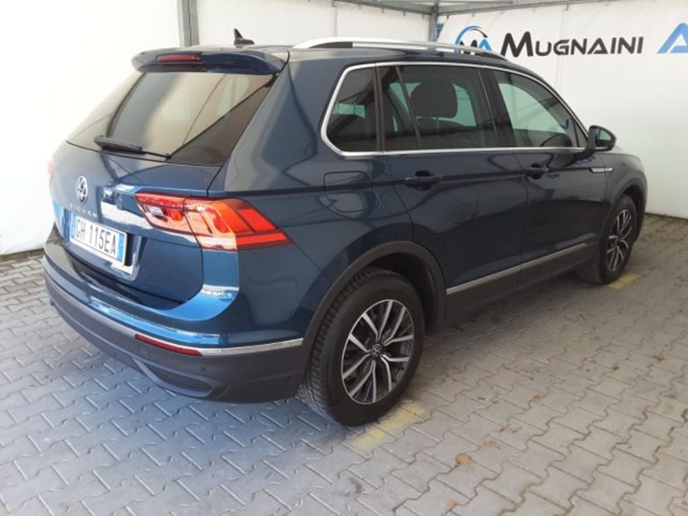Volkswagen Tiguan nuova a Firenze (13)