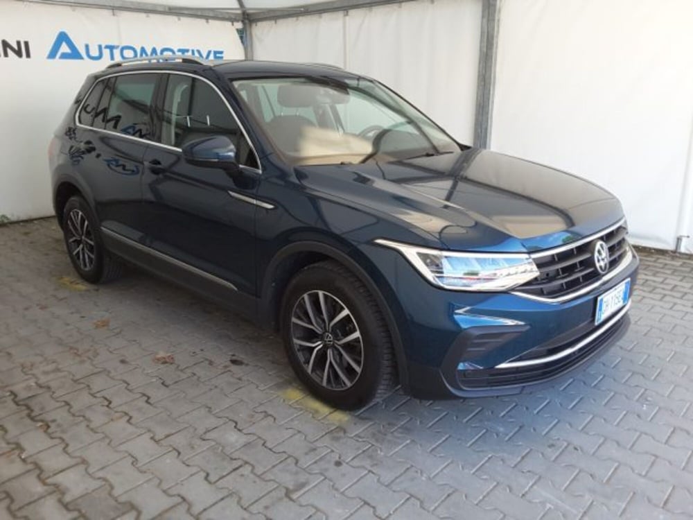 Volkswagen Tiguan nuova a Firenze (2)