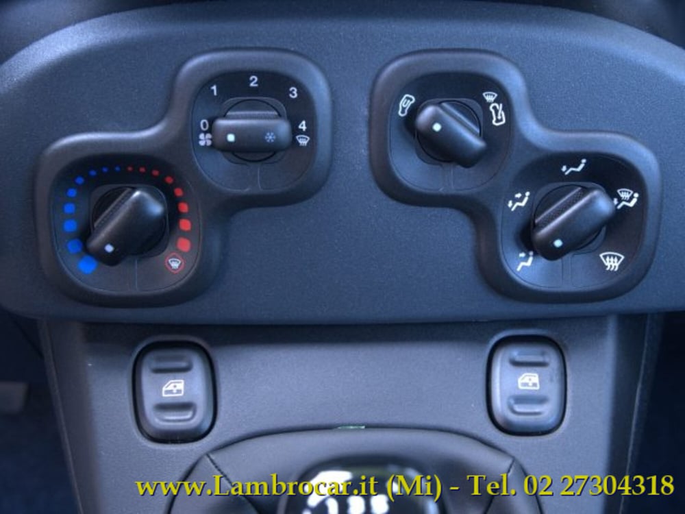 Fiat Panda nuova a Milano (9)