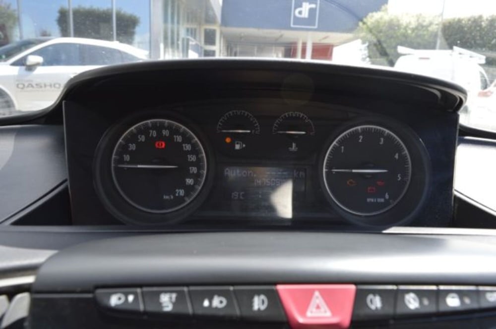 Lancia Ypsilon usata a Latina (13)
