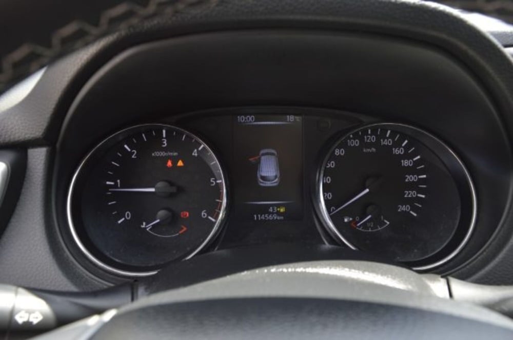 Nissan Qashqai usata a Latina (13)