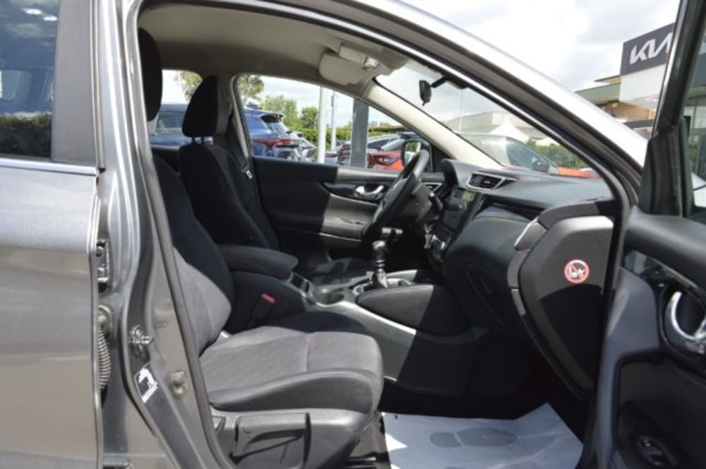 Nissan Qashqai usata a Latina (8)