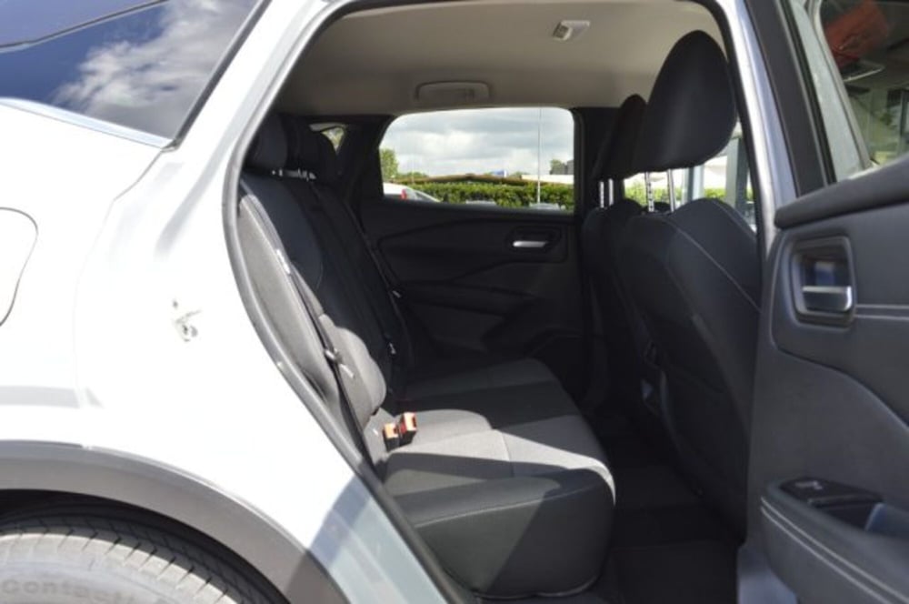 Nissan Qashqai usata a Latina (10)