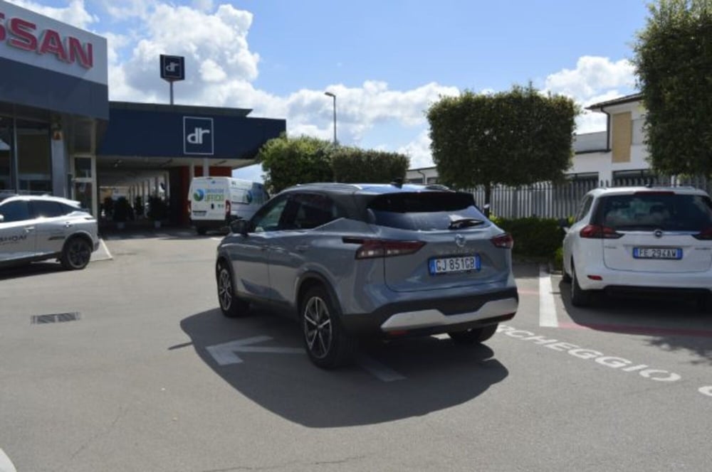 Nissan Qashqai usata a Latina (5)