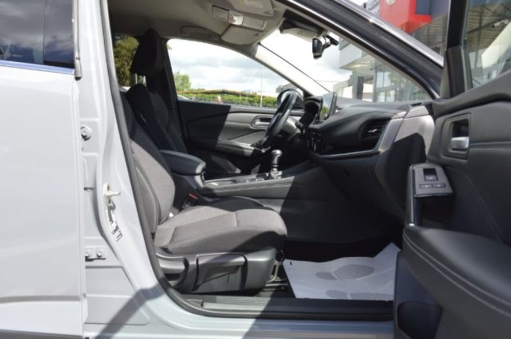 Nissan Qashqai usata a Latina (8)