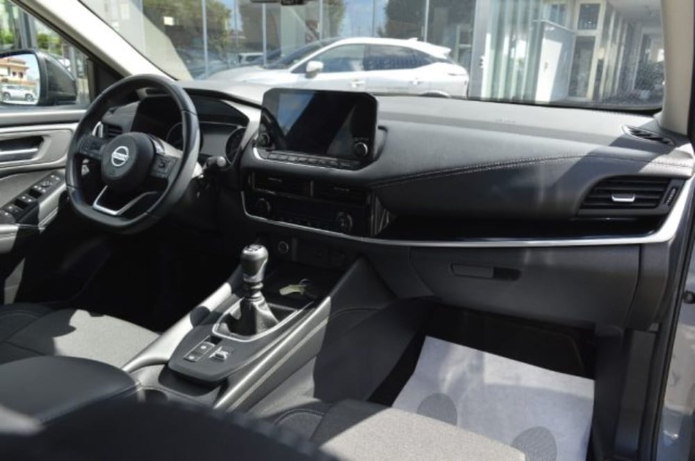 Nissan Qashqai usata a Latina (9)