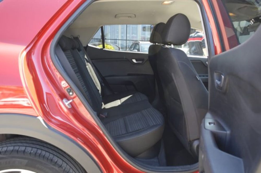Kia Stonic usata a Latina (10)