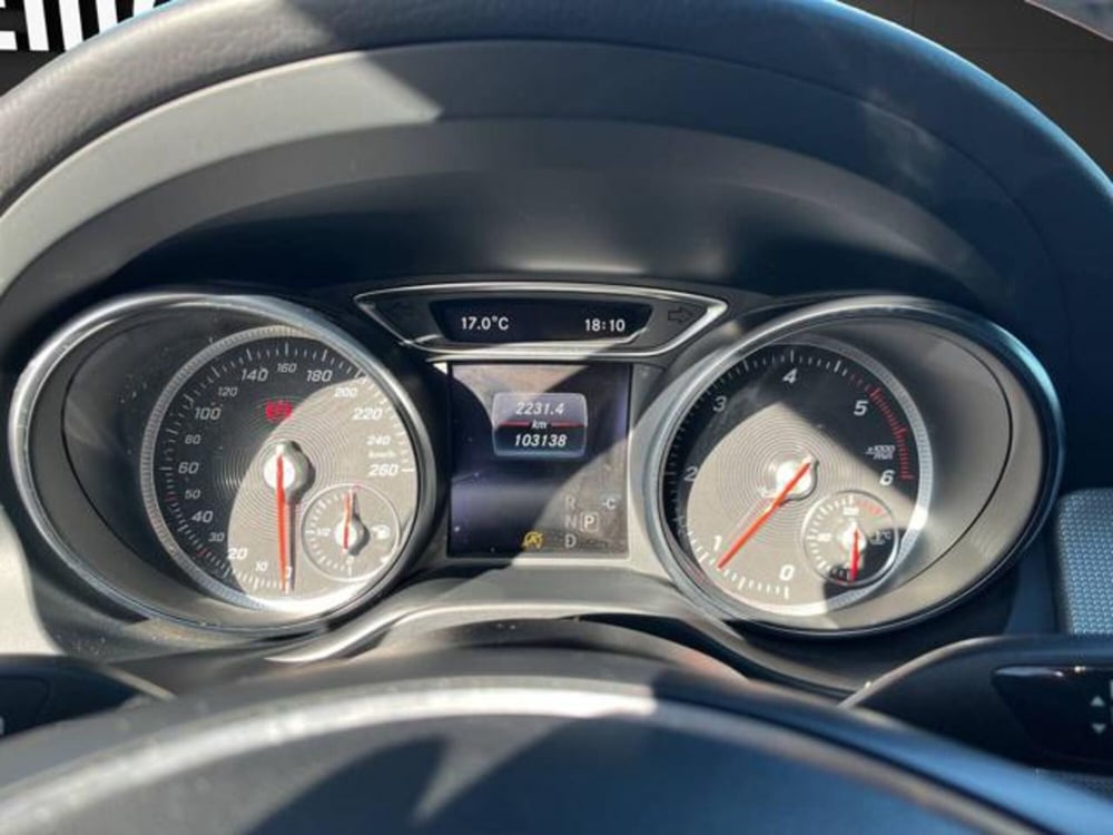 Mercedes-Benz GLA SUV usata a Milano (15)