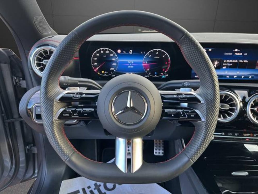 Mercedes-Benz CLA usata a Milano (16)