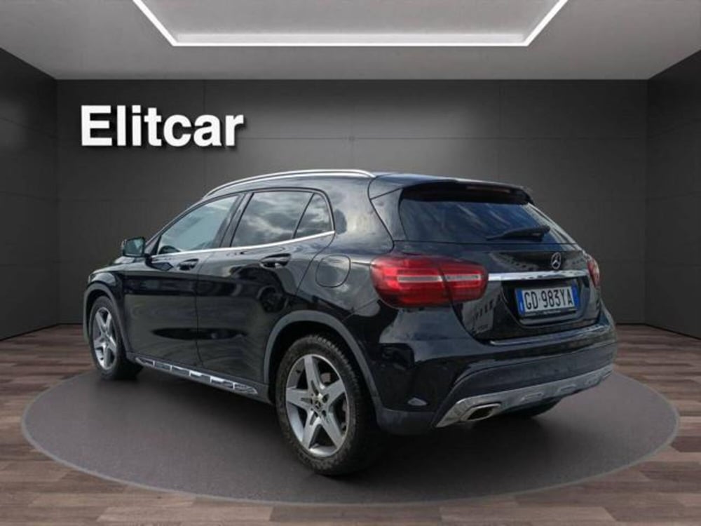 Mercedes-Benz GLA SUV usata a Milano (10)