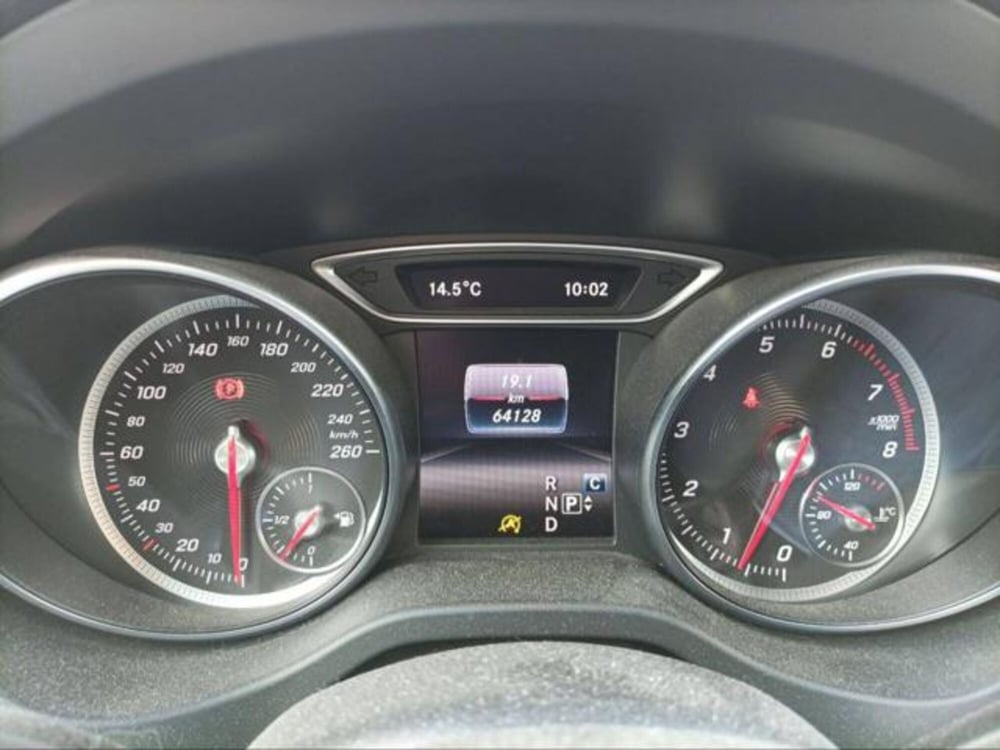 Mercedes-Benz GLA SUV usata a Milano (14)