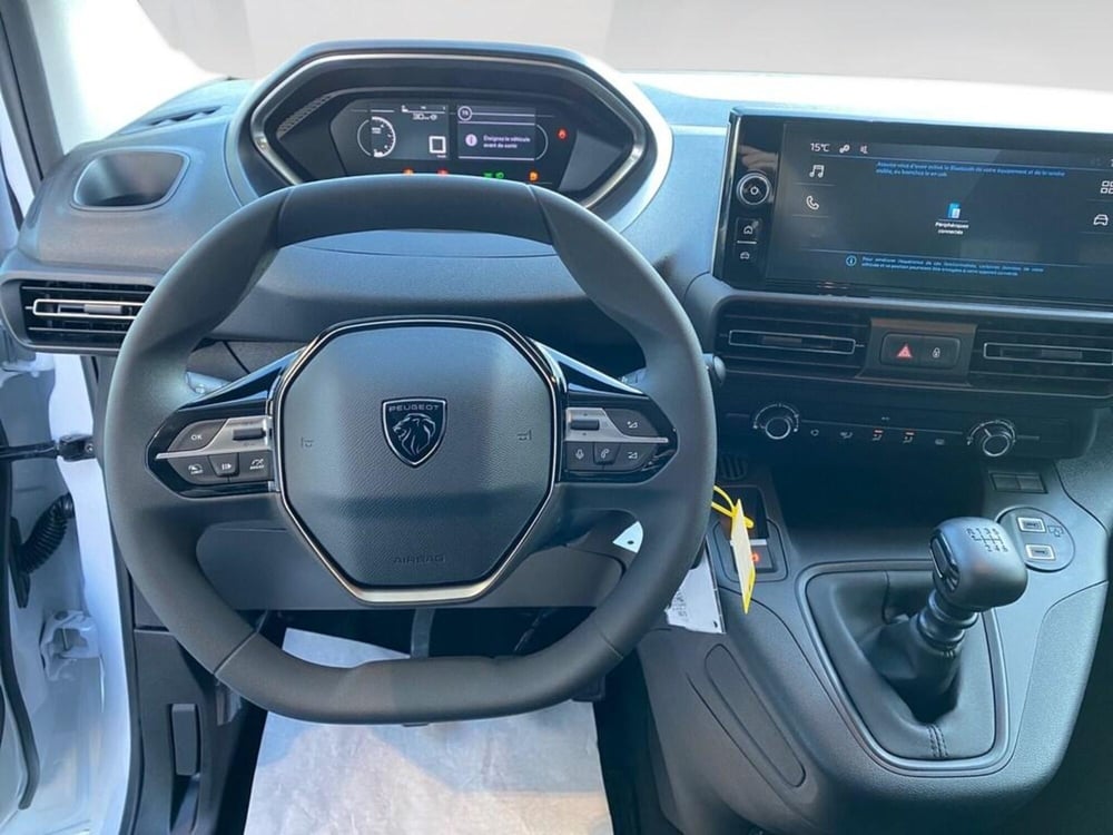 Peugeot Partner Furgone nuova a Torino (6)