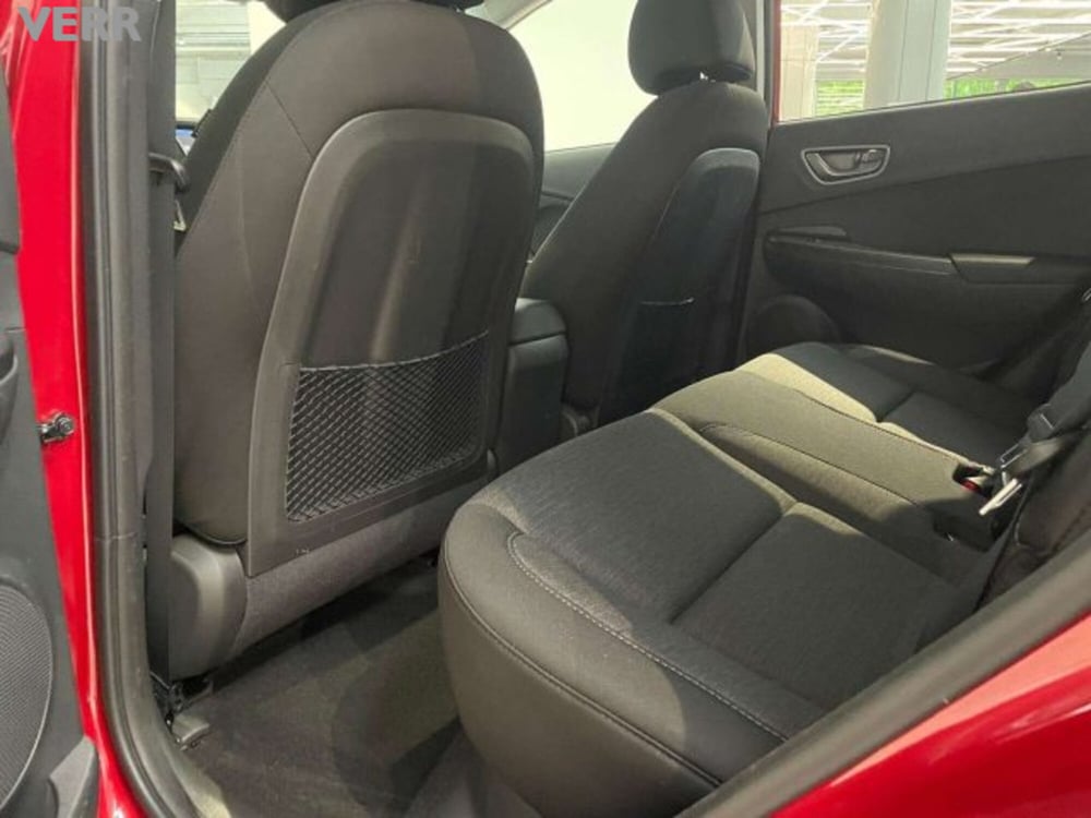 Hyundai Kona usata a Milano (10)