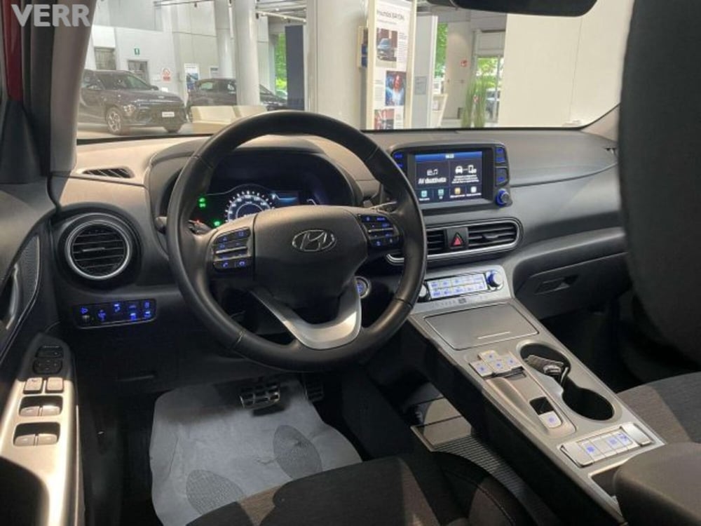 Hyundai Kona usata a Milano (8)