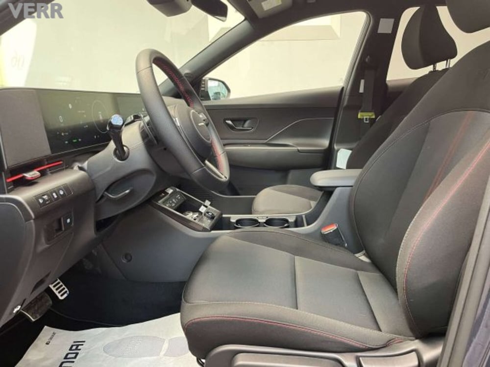Hyundai Kona nuova a Milano (10)