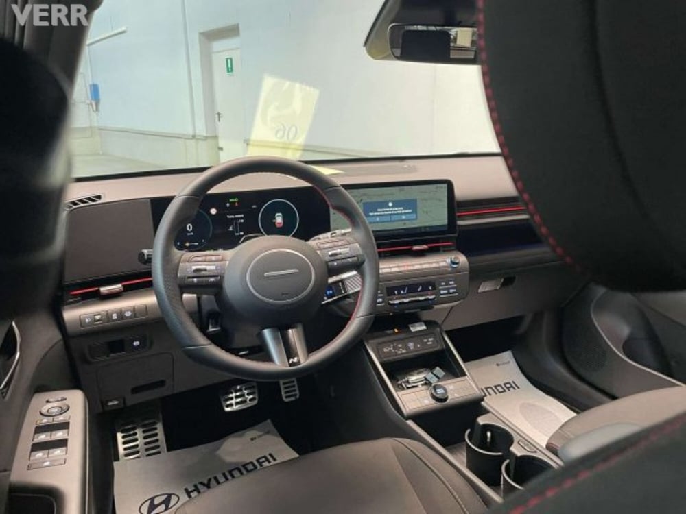 Hyundai Kona nuova a Milano (8)