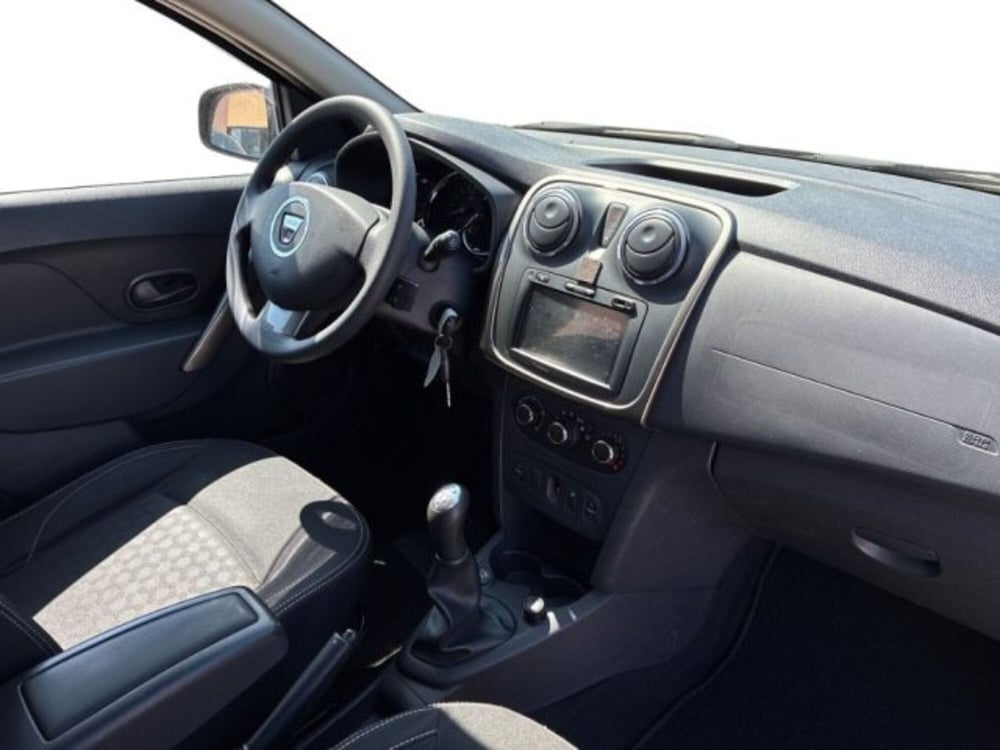 Dacia Sandero usata a Ancona (15)