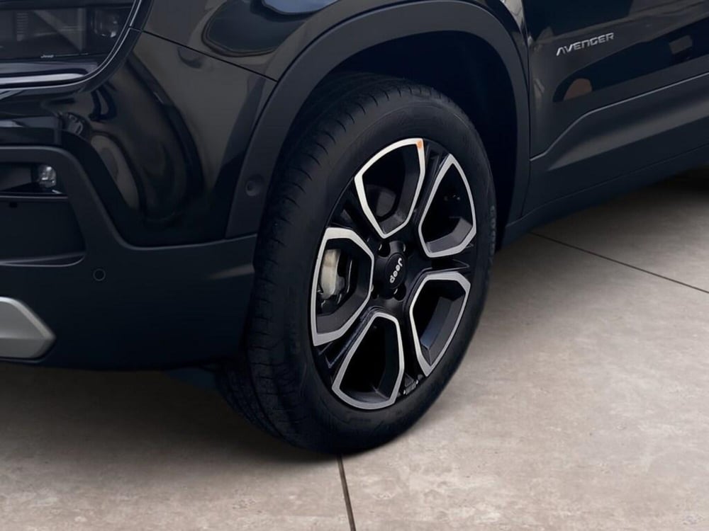 Jeep Avenger nuova a Torino (15)