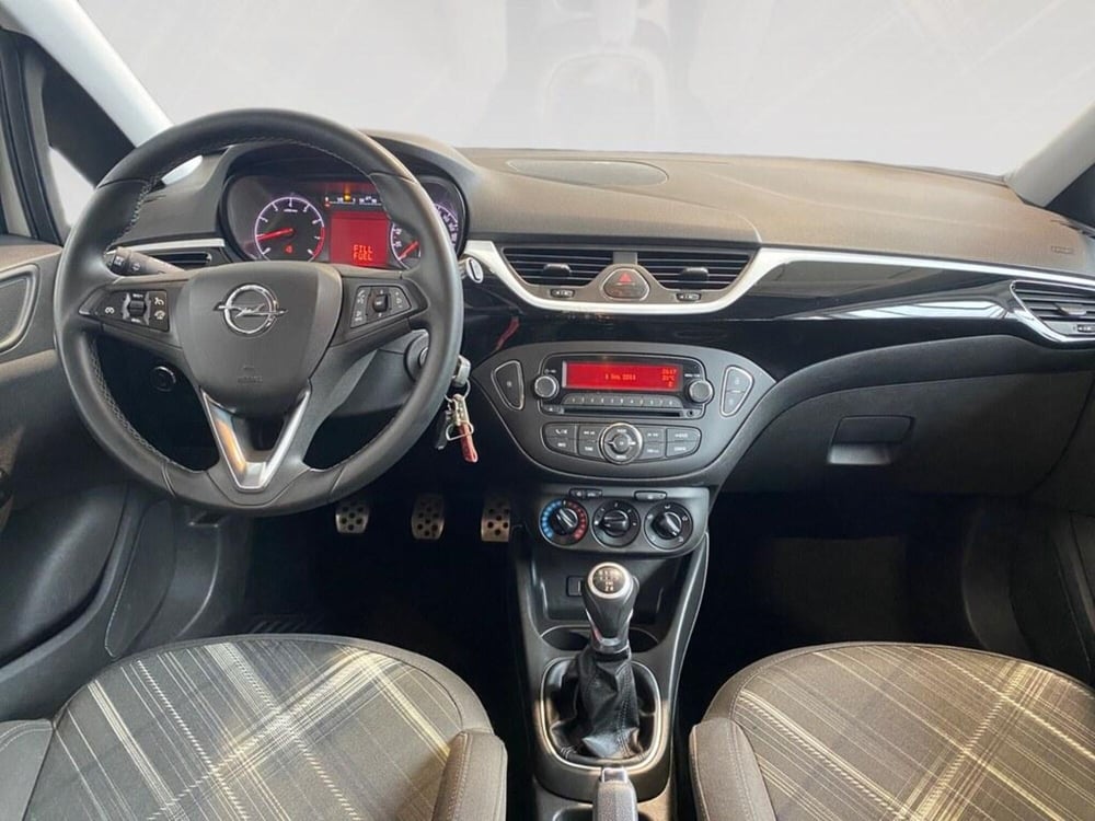 Opel Corsa usata a Torino (6)