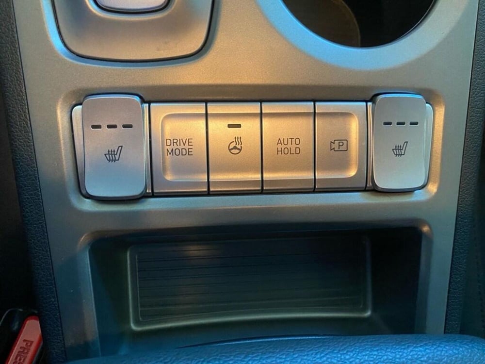 Hyundai Kona usata a Torino (12)