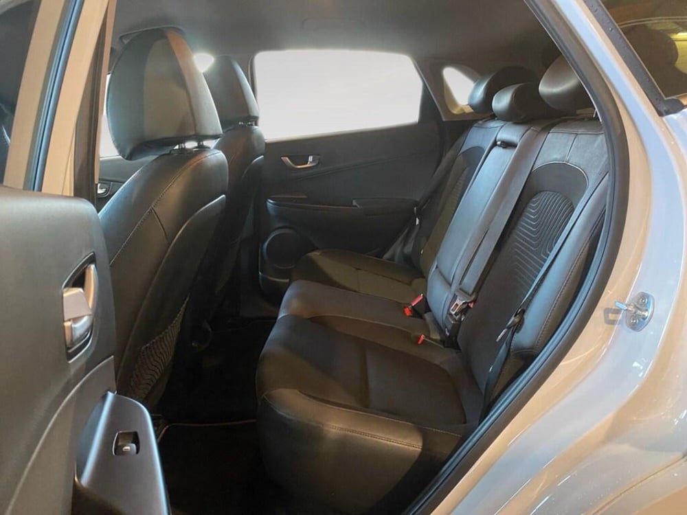 Hyundai Kona usata a Torino (8)