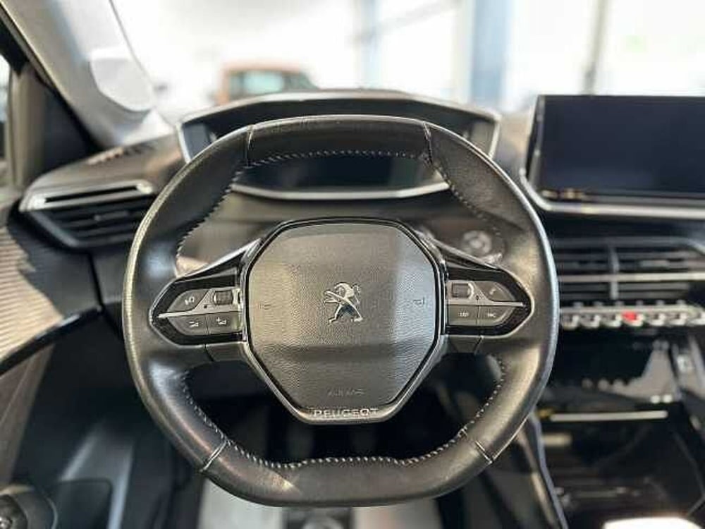 Peugeot 208 usata a Venezia (10)