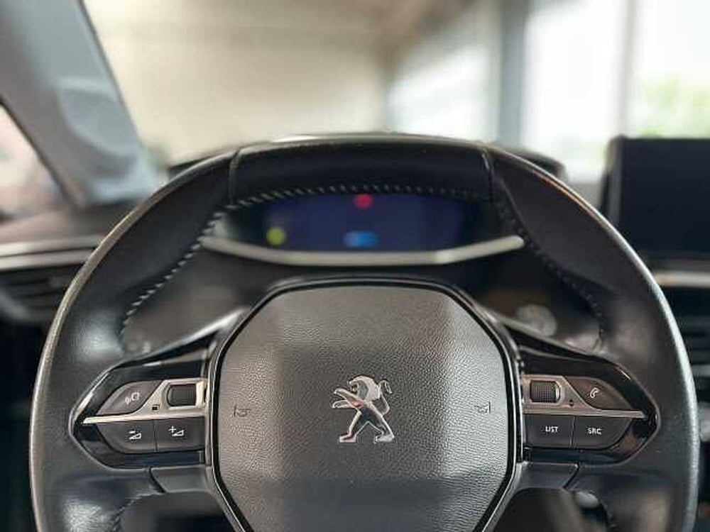 Peugeot 208 usata a Venezia (11)