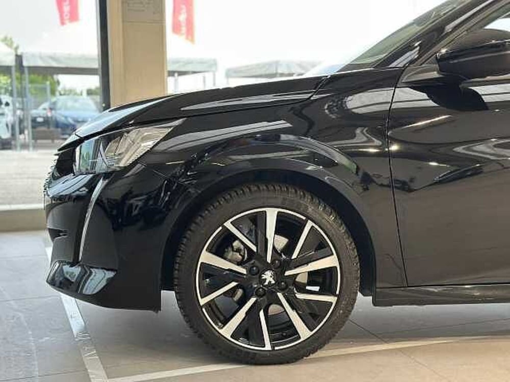 Peugeot 208 usata a Venezia (2)