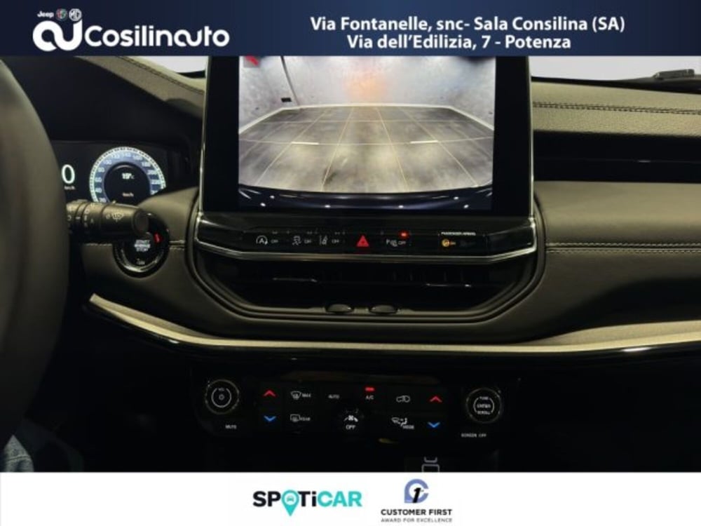 Jeep Compass nuova a Salerno (15)