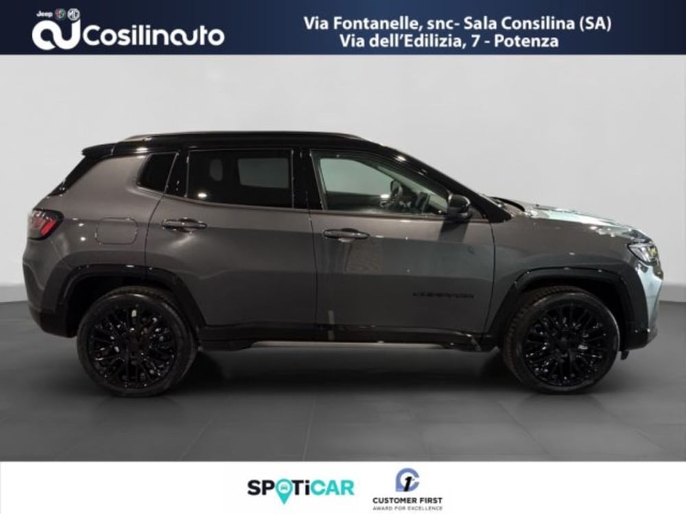 Jeep Compass nuova a Salerno (6)