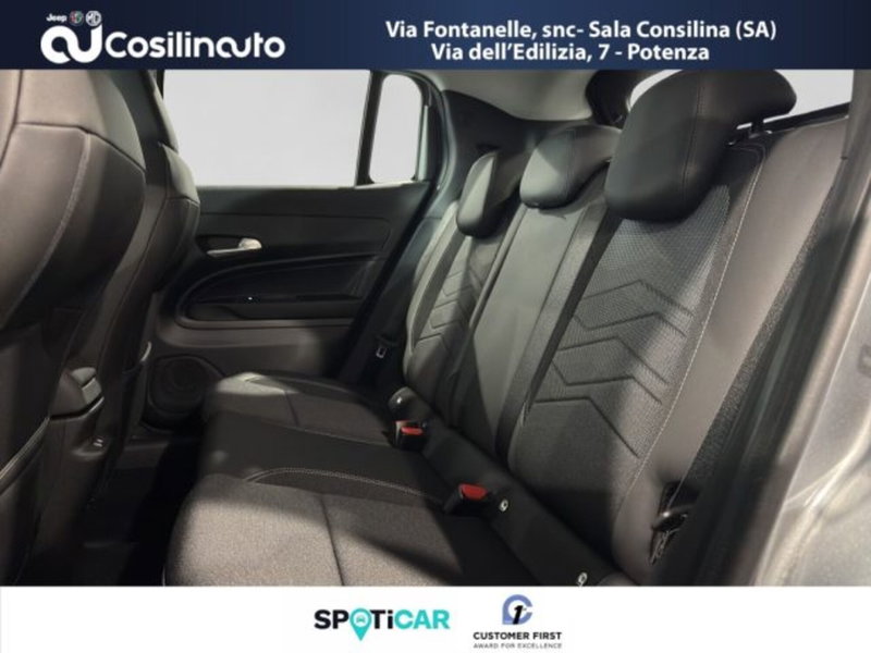 Jeep Avenger nuova a Salerno (10)