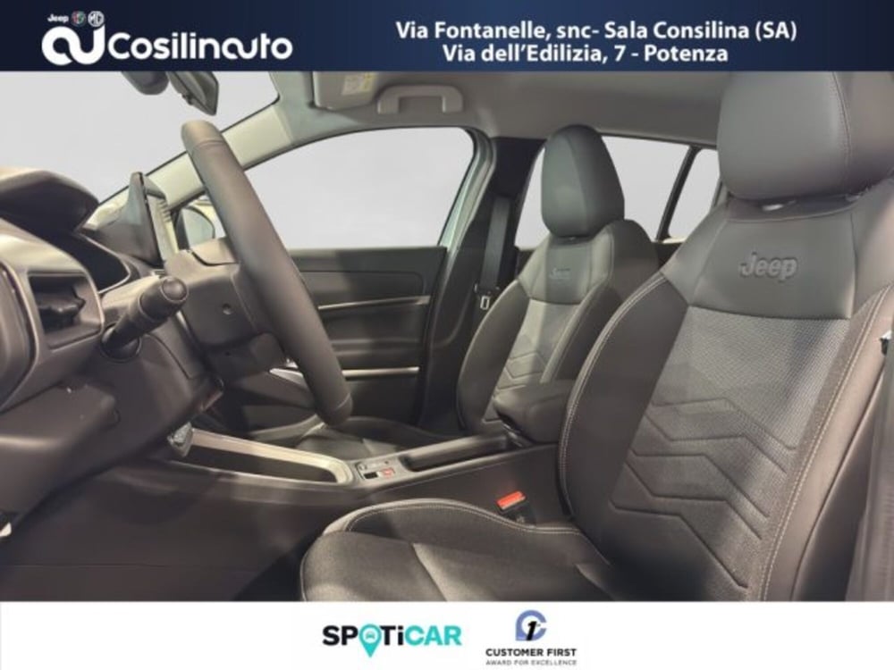 Jeep Avenger nuova a Salerno (9)
