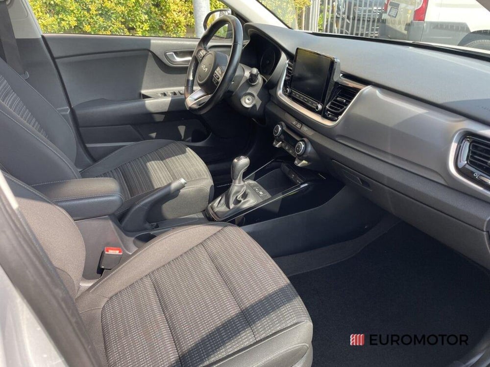 Kia Stonic usata a Bari (12)