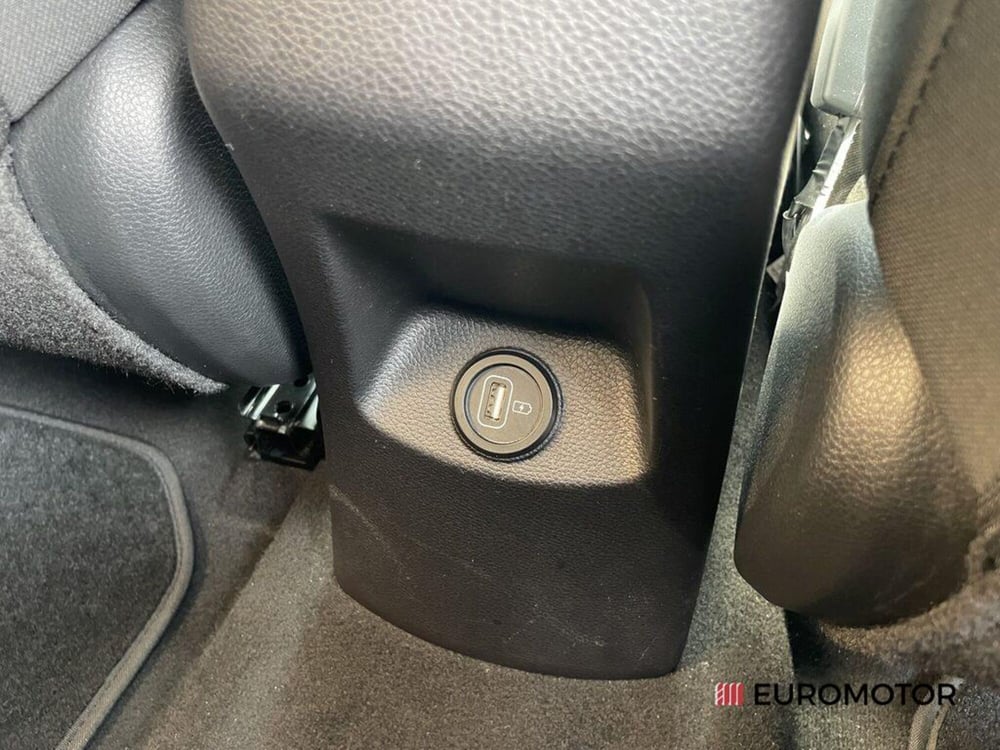 Kia Stonic usata a Bari (14)