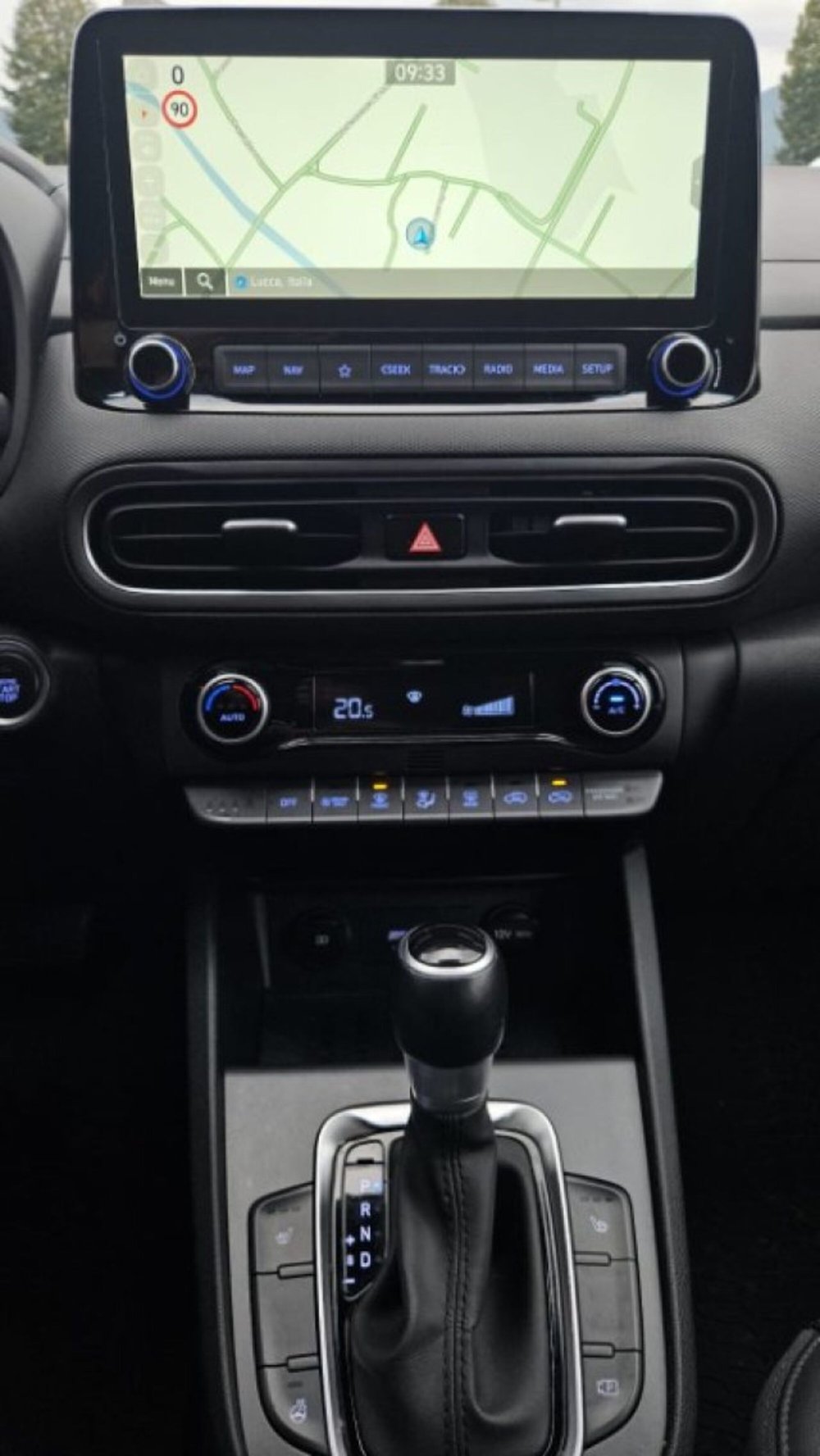 Hyundai Kona usata a Lucca (14)