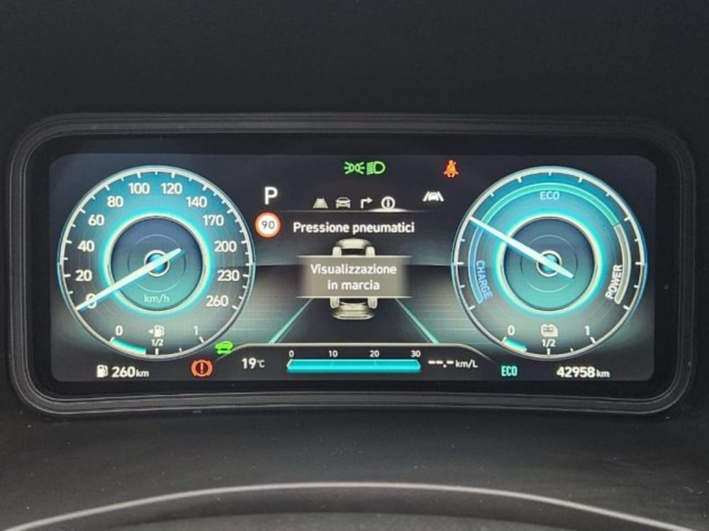 Hyundai Kona usata a Lucca (15)
