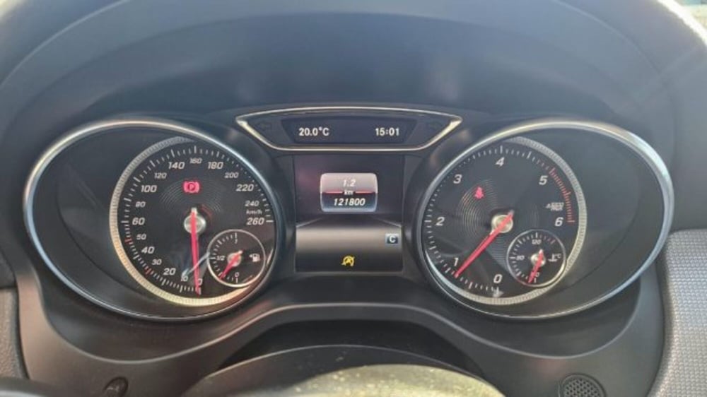Mercedes-Benz CLA usata a Lucca (10)