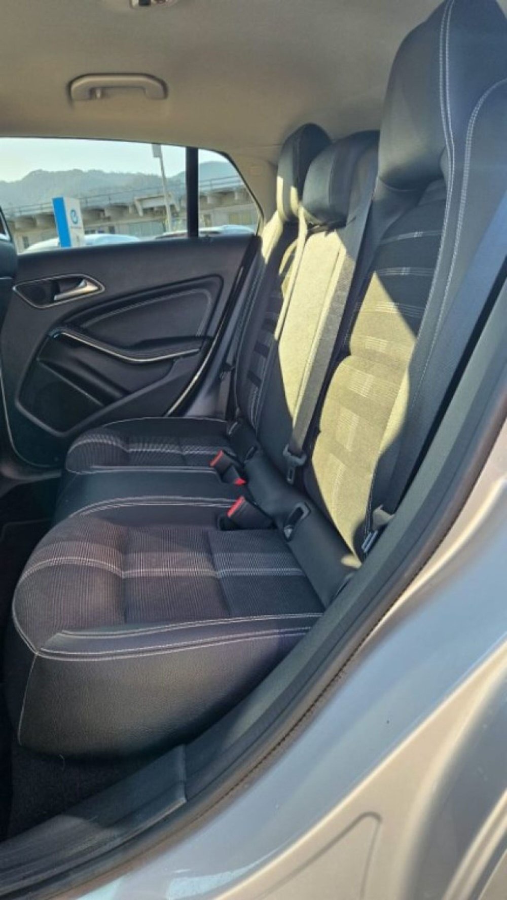 Mercedes-Benz CLA usata a Lucca (18)