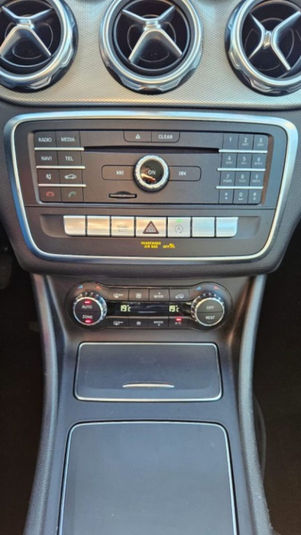 Mercedes-Benz GLA SUV usata a Lucca (9)