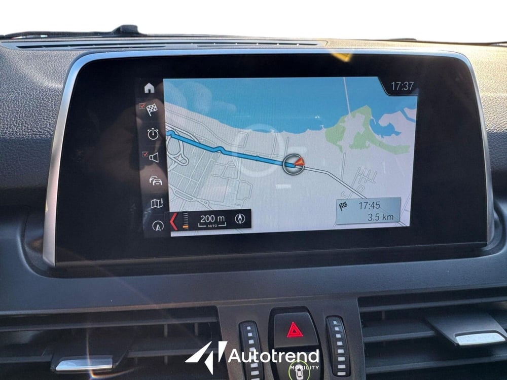 BMW Serie 2 Active Tourer usata a Bari (10)