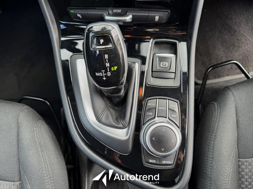 BMW Serie 2 Active Tourer usata a Bari (12)