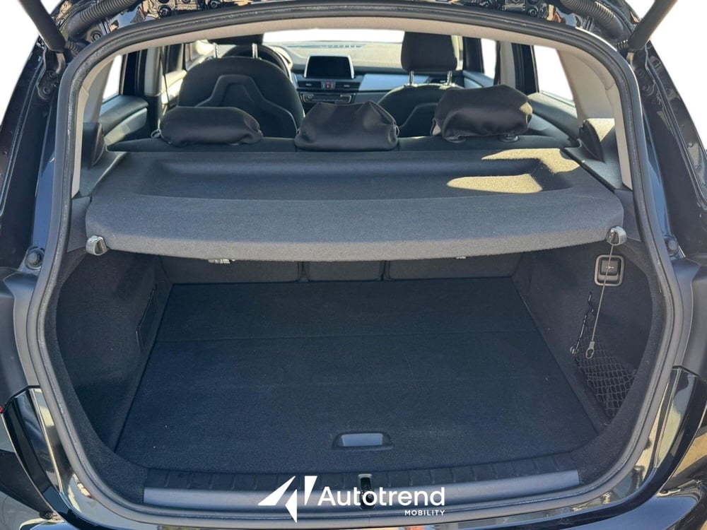 BMW Serie 2 Active Tourer usata a Bari (15)