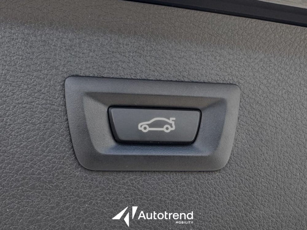 BMW Serie 2 Active Tourer usata a Bari (16)